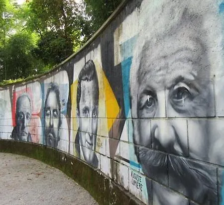 Seafront Artist منزل للإقامة غييكا