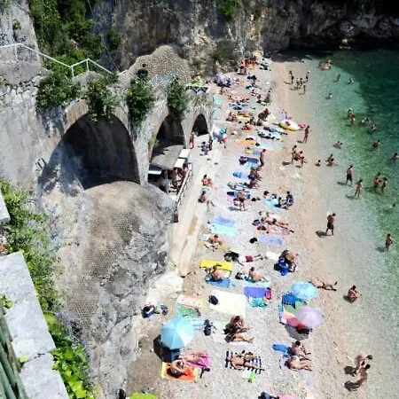 Privatunterkunft Seafront Artist