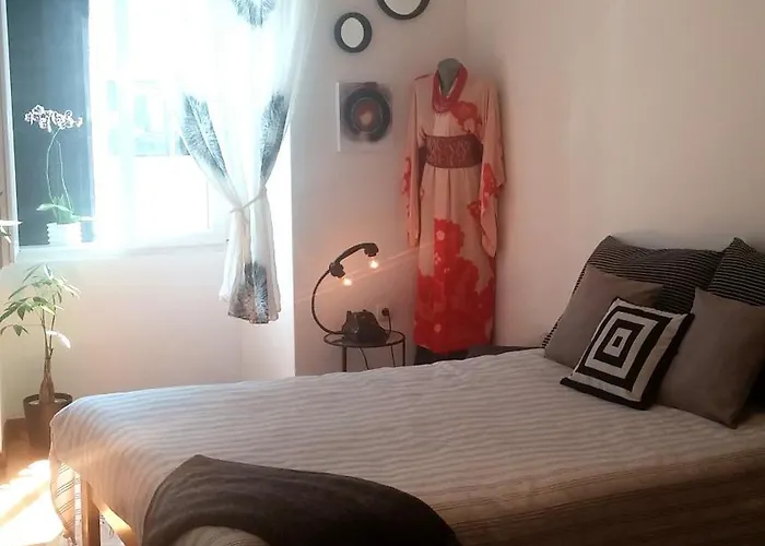 Gazde/Camere de închiriat Seafront Artist *